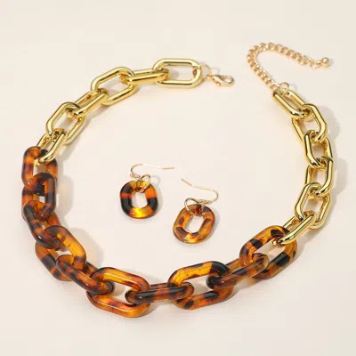 Fashnzfab Bold Resin Chunky Chain Link Necklace In Gold
