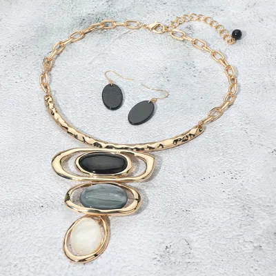 Fashnzfab Bold Resin Geometric Pendant Accent Statement Necklace In Gold