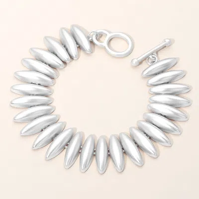 Fashnzfab Bold Sleek Sculpted Rib Link Toggle Bracelet In Gold