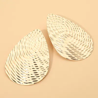 Fashnzfab Bold Textured Teardrop Clip On Earrings In Gold