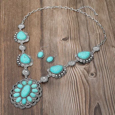 Fashnzfab Bold Vintage Oval Western Conch Pendant Statement Necklace - Turquoise In Blue
