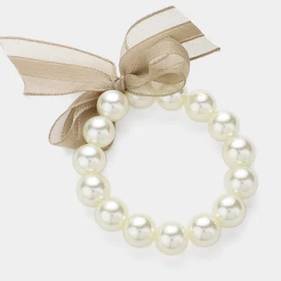 Fashnzfab Bow Pointed Pearl Stretch Bracelet Beige, Cream In Multi