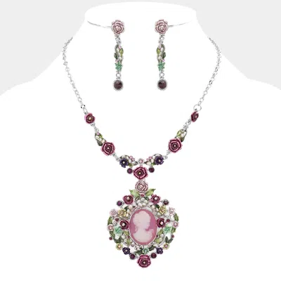 Fashnzfab Cameo Centered Floral Pendant Necklace In Purple