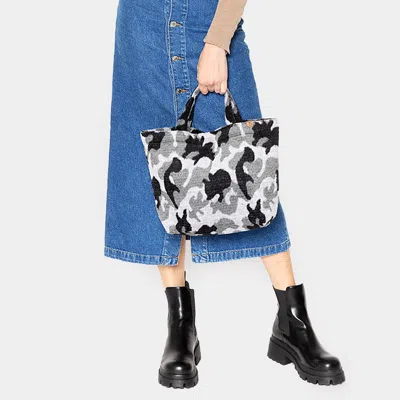 Fashnzfab Camouflage Patterned Tote Bag In Gray