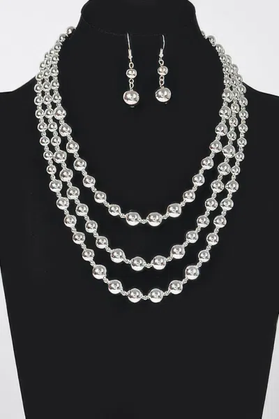 Fashnzfab Ccb Ball Necklace Set In Silver