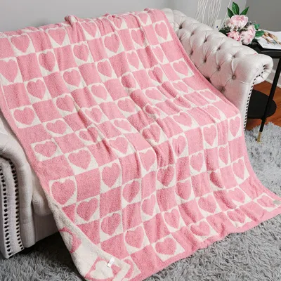 Fashnzfab Checkered Heart Patterned Reversible Throw Blanket In Pink
