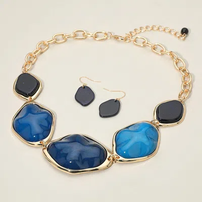 Fashnzfab Chunky Bold Resin Pebble Plate Link Statement Necklace - Blue