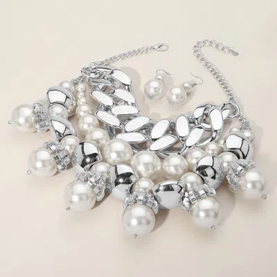 Fashnzfab Chunky Chain Pearl Bib Necklace In Silver