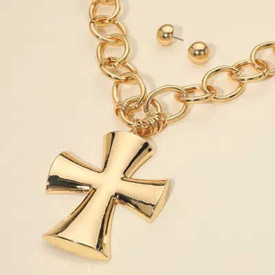 Fashnzfab Chunky Matte Metal Cross Pendant Pointed Chain Necklace In Gold