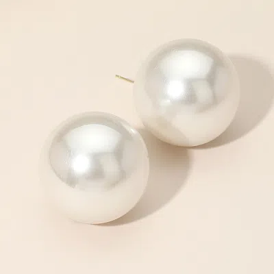 Fashnzfab Chunky Pearl Earrings In White