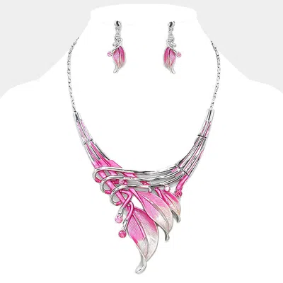 Fashnzfab Colored Metal Rhythmical Feather Necklace In Pink