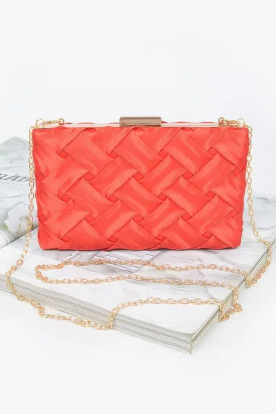 Fashnzfab Cross Hatched Chain Clutch In Pattern