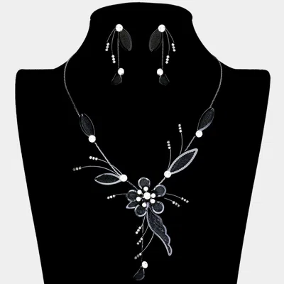 Fashnzfab Crystal Detail Metal Mesh Flower Vine Necklace In Black