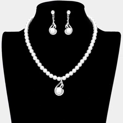 Fashnzfab Crystal Rhinestone Pearl Accented Necklace In White