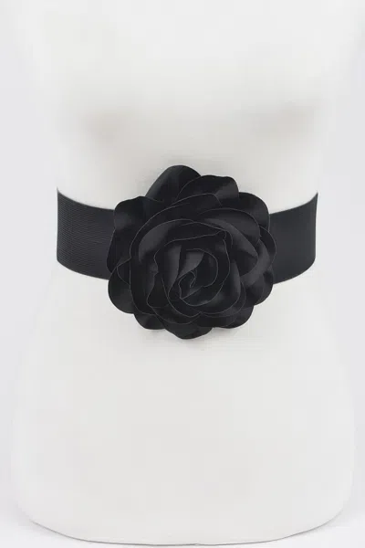 Fashnzfab Delicate Beautiful Flower Belt In Green