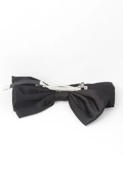 Fashnzfab Double Ribbon Hair Clip In Black