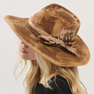 Fashnzfab Feather Accent Distressed Band Rustic Western Cowgirl Fedora Hat In Gold