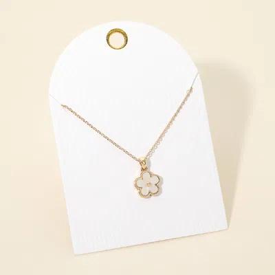 Fashnzfab Floral Pendant Necklace In Gold