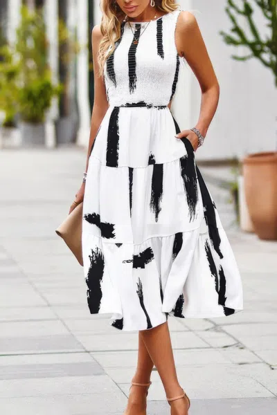 Fashnzfab Floral Print Pocket Sleeveless Smocked Split Dress In White