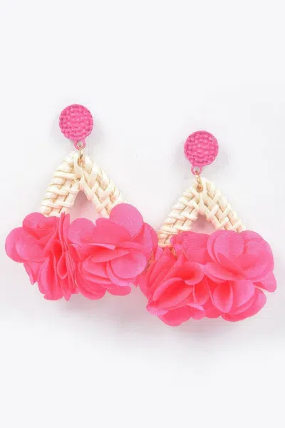 Fashnzfab Flower Bamboo Earring In Pink