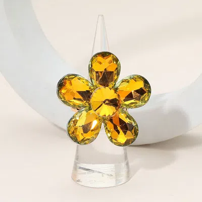 Fashnzfab Flower Stone Cluster Stretch Ring In Gold