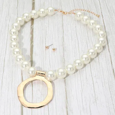 Fashnzfab Geometric Hammered Metal Ring Pendant Chunky Pearl Beaded Necklace In Gold