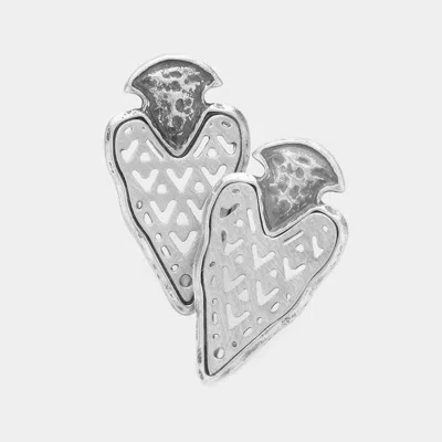 Fashnzfab Hammered Cutout Metal Stud Earrings In Red