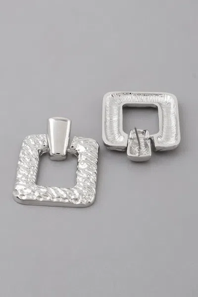 Fashnzfab Hammered Frame Cut Earrings In Red