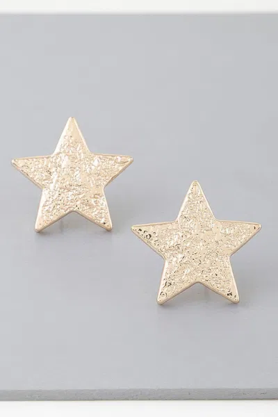 Fashnzfab I'm A Star Hammered Earrings In Gold
