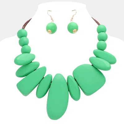 Fashnzfab Irregular Wood Link Necklace In Green