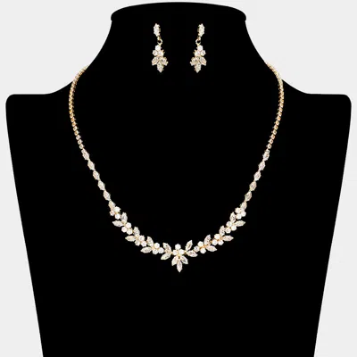 Fashnzfab Leaf Vine Cz Stone Cluster Embellished Necklace In Multi