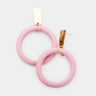 Fashnzfab Metal Bar Wood Open Circle Earrings In Pink