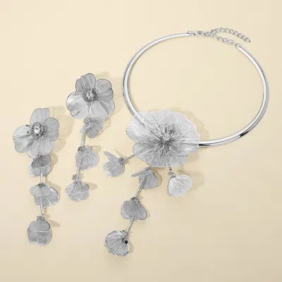 Fashnzfab Metal Filigree Flower Pendant Accent Statement Necklace In Gray