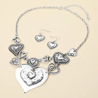 Fashnzfab Metal Heart Link Necklace In Metallic