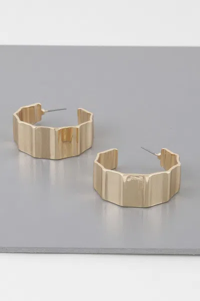 Fashnzfab Metal Ribbed Hoop Earrings In Gold