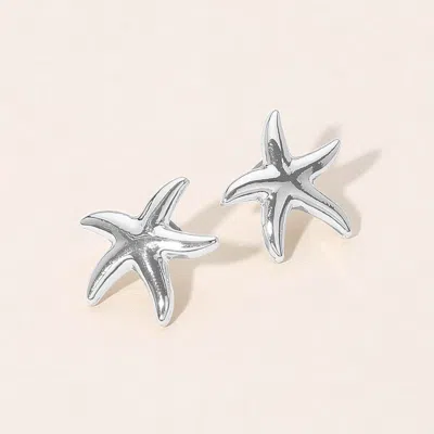 Fashnzfab Metal Starfish Stud Earrings In Metallic
