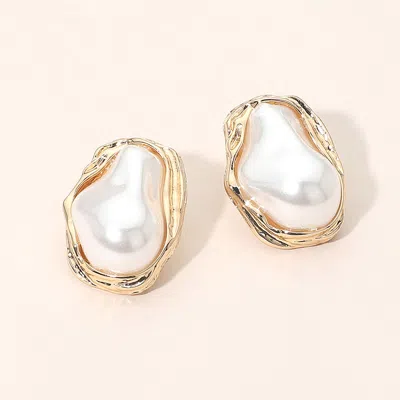 Fashnzfab Organic Shape Pearl Stud Earrings In Gold