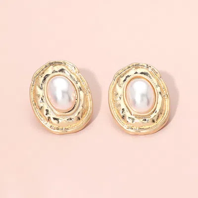 Fashnzfab Oval Pearl Center Organic Shape Frame Earrings In Gold