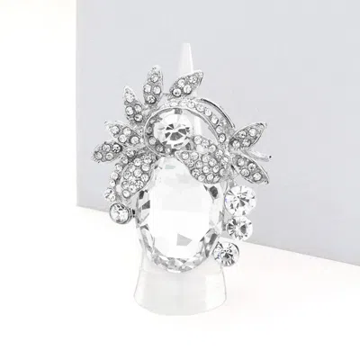 Fashnzfab Oval Stone Accented Leaf Cluster Stretch Ring In Metallic