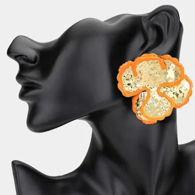 Fashnzfab Oversized Enamel Painted Rim Hammered Metal Petal Flower Earrings In Gold