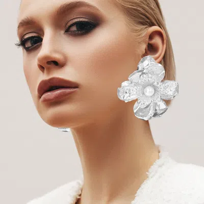 Fashnzfab Oversized Pearl Pointed Hammered Metal Petal Flower Earrings In Silver