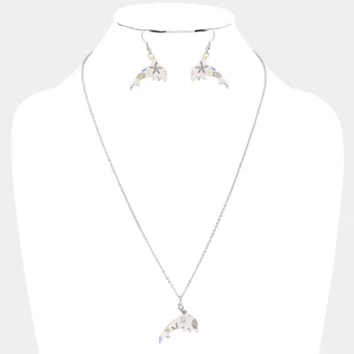 FASHNZFAB PATTERNED DOLPHIN PENDANT NECKLACE