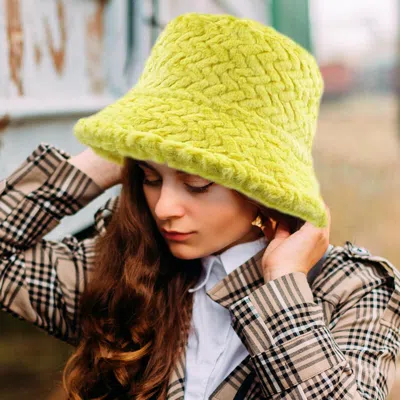 Fashnzfab Patterned Faux Fur Solid Bucket Hat In Green