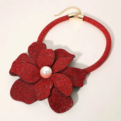 Fashnzfab Pearl Centered Bling Studded Oversized Flower Pointed Necklace In Red