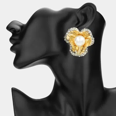 Fashnzfab Pearl Centered Flower Earrings In Gold