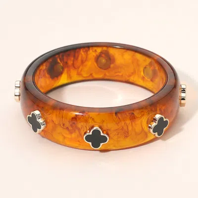 Fashnzfab Quatrefoil Accent Bold Resin Bangle Bracelet In Multi