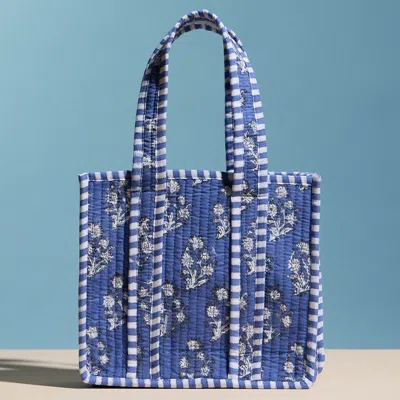 Fashnzfab Quilted Floral Pattern Tote Bag Blue