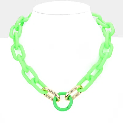 Fashnzfab Resin Open Circle Accented Oval Link Necklace In Green