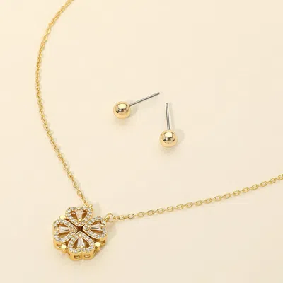 Fashnzfab Rhinestone Embellished Clover Pendant Necklace In Gold