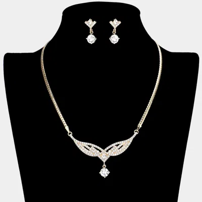 Fashnzfab Round Stone Accented Rhinestone Necklace In Gold